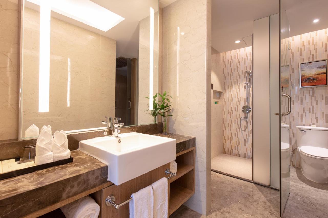 Southern-Club Station 1 Hotel-Free Canton Fair Shuttle Bus Екстер'єр фото