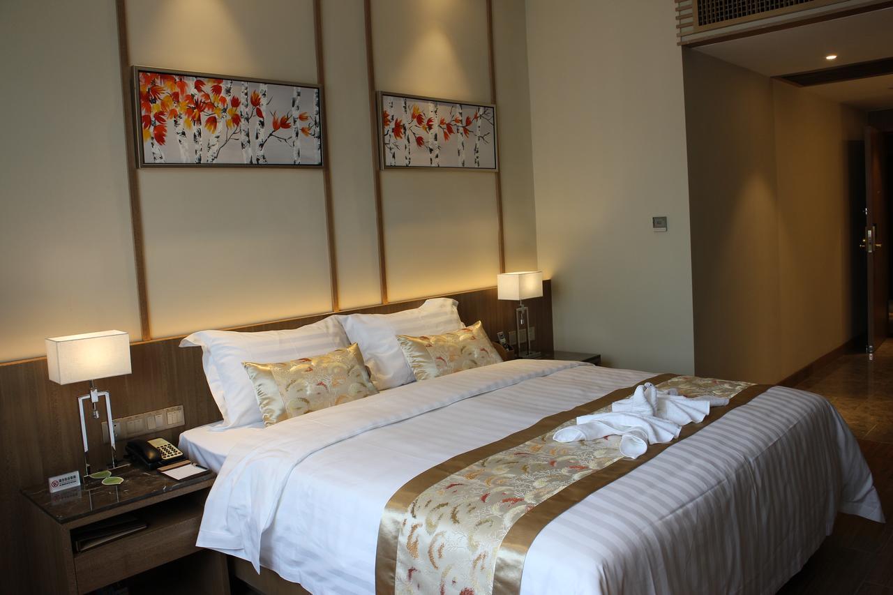 Southern-Club Station 1 Hotel-Free Canton Fair Shuttle Bus Екстер'єр фото