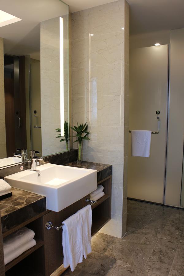 Southern-Club Station 1 Hotel-Free Canton Fair Shuttle Bus Екстер'єр фото